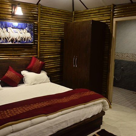 V Resorts Glamwoods Dhanulti Dhanaulti Exterior photo