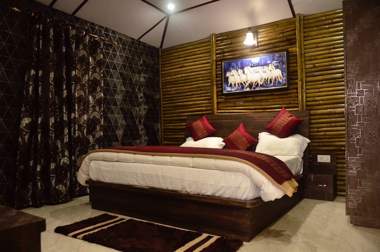 V Resorts Glamwoods Dhanulti Dhanaulti Exterior photo